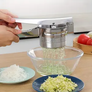 Stainless Steel Potato Ricer, Manual Potato Crusher, Vegetable Crusher, Kitchen Tool for Home Use, Household Kitchen Gadgets, Fruit