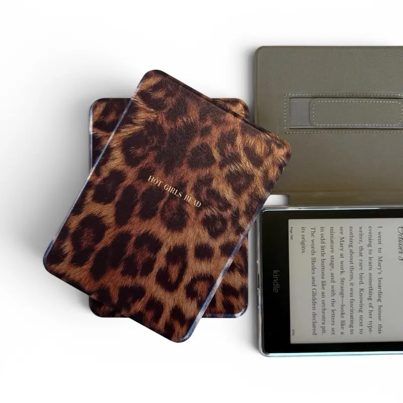 Leopard Print Kindle Case with Clear Back - Flip Cover for Kindle Paperwhite, Colorsoft & Basic - Ideal Reader Gift for Women