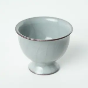 Master Wang Yunlong's Guan Kiln  teacup｜Crackle Glaze & Silky Touch｜Handcrafted Song-style Ceramic for Gift & Collection