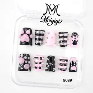 .DP.8089.Cat paw rivet wearable nails