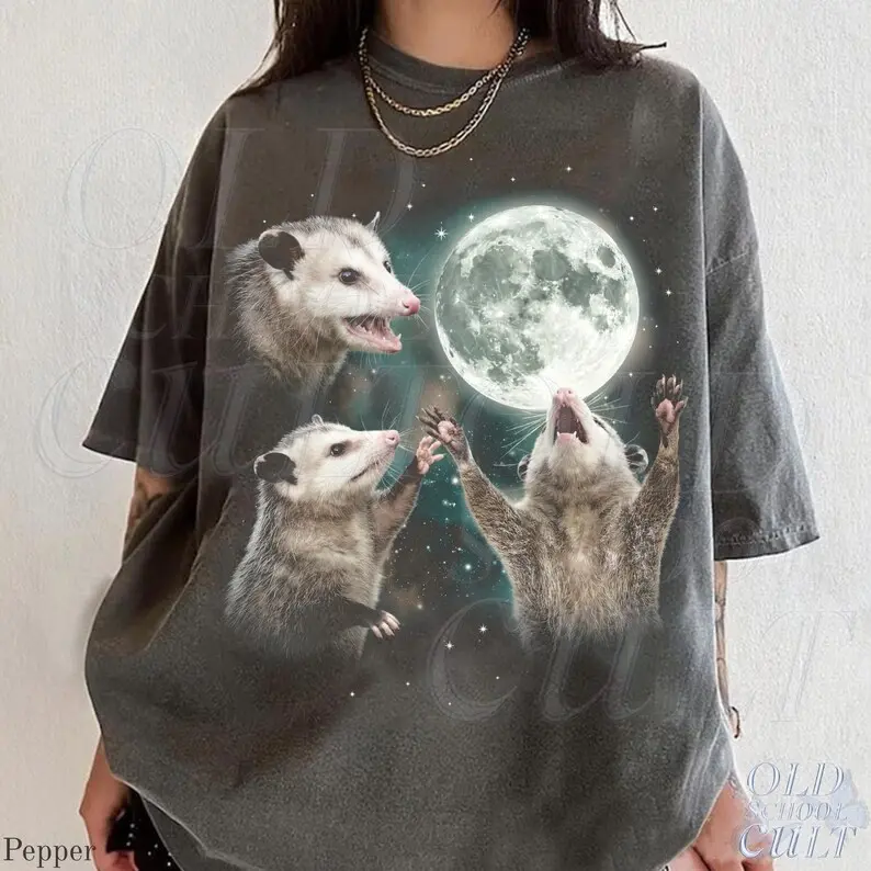 Opossum Howling At Moon Comfort Colors Shirt, Retro Possum Graphic Tee, Funny Animal T-Shirt