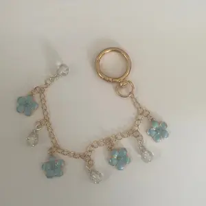 Handmade Cherry Blossom Bag Charm, Kawaii Keychain with Cute Bow Accents, Stylish Metal Enamel Charms for Luggage & Bag Accessories