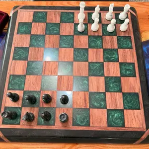 Bubinga and Emerald Epoxy Chessboard with Classic Checkers Design and White Black Chess Pieces