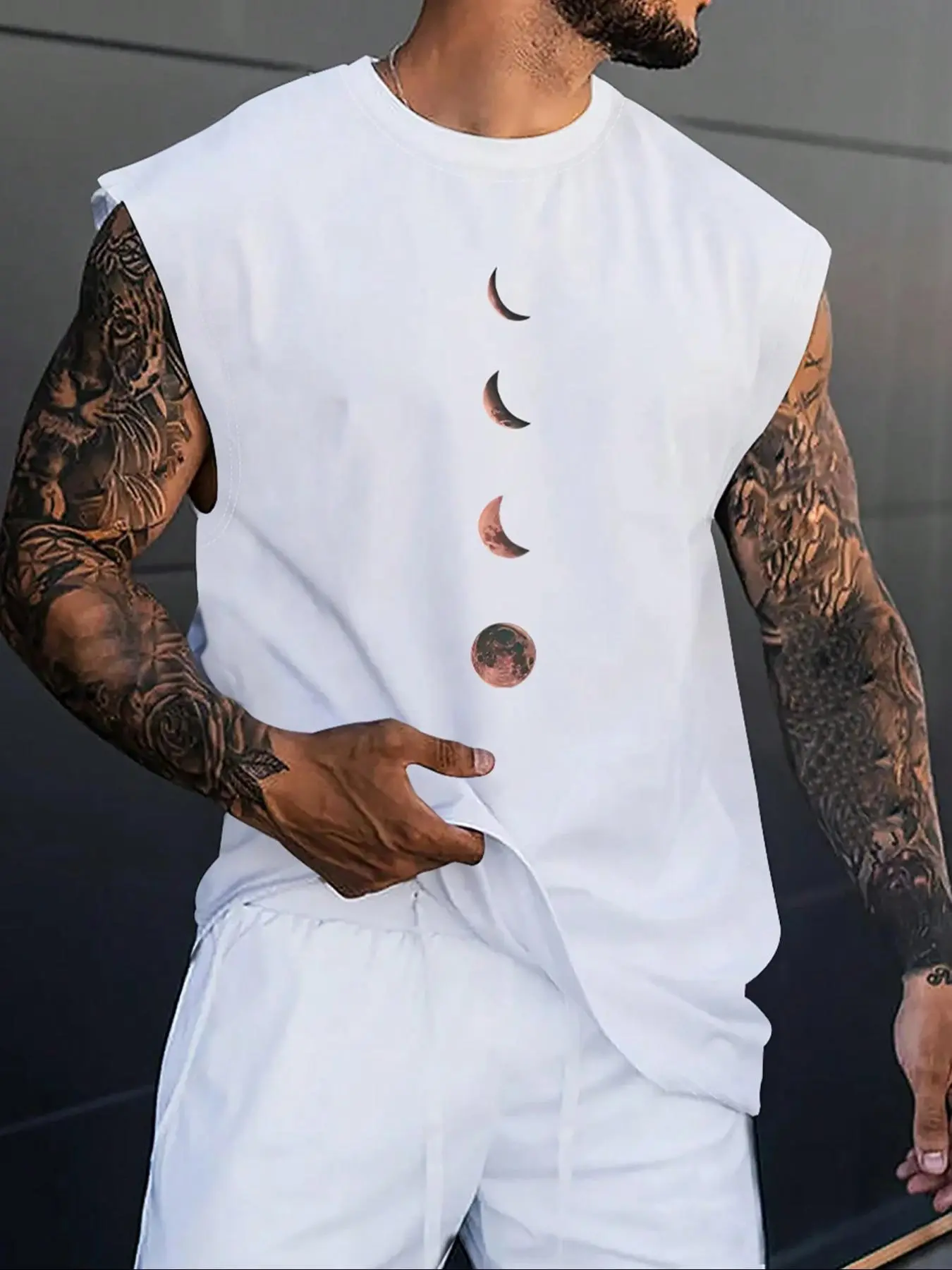 Men's Moon Print Wide Shoulder Vest, Regular Fit Casual Sleeveless Graphic Tank Top for Summer, Men's Top for Daily Wear, Menswear, Casual Streetwear Top, Casual Street Style Men's Moon Print Wide Shoulder Vest, Regular Fit Casual Sleeveless Graphic Tank Top for Summer, Men's Top for Daily Wear, Menswear, Casual Streetwear Top, Casual Street Style
