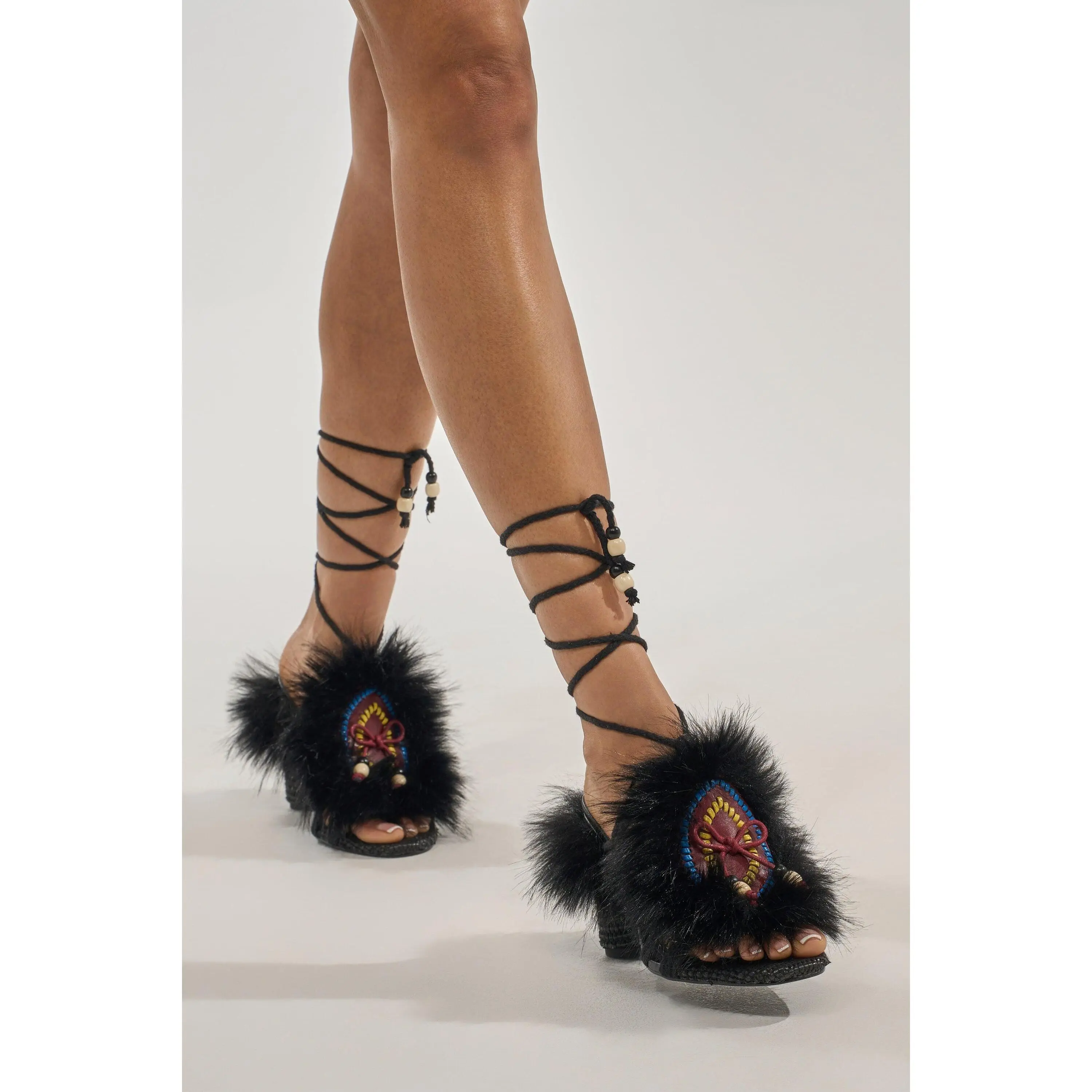 AKIRA GOLD UMIKA BLACK FUR BLOCK SANDAL