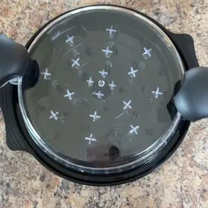 Chicken Shredder, 2026 Pro Chicken Breast Shredder Tool Twist Large, Visible Meat Shredder Machine with Widened Anti Slip Mat Fix, Suitable for Tocas, Buffalo Chicken Dip, Dishwasher Washable