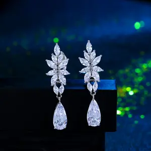 Elegant Shiny Cubic Zircon Leaf Drop Women Wedding Bridal Party Long Clip On Earrings Without Piercing Jewelry