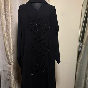 Abaya Najoom Al-Layl