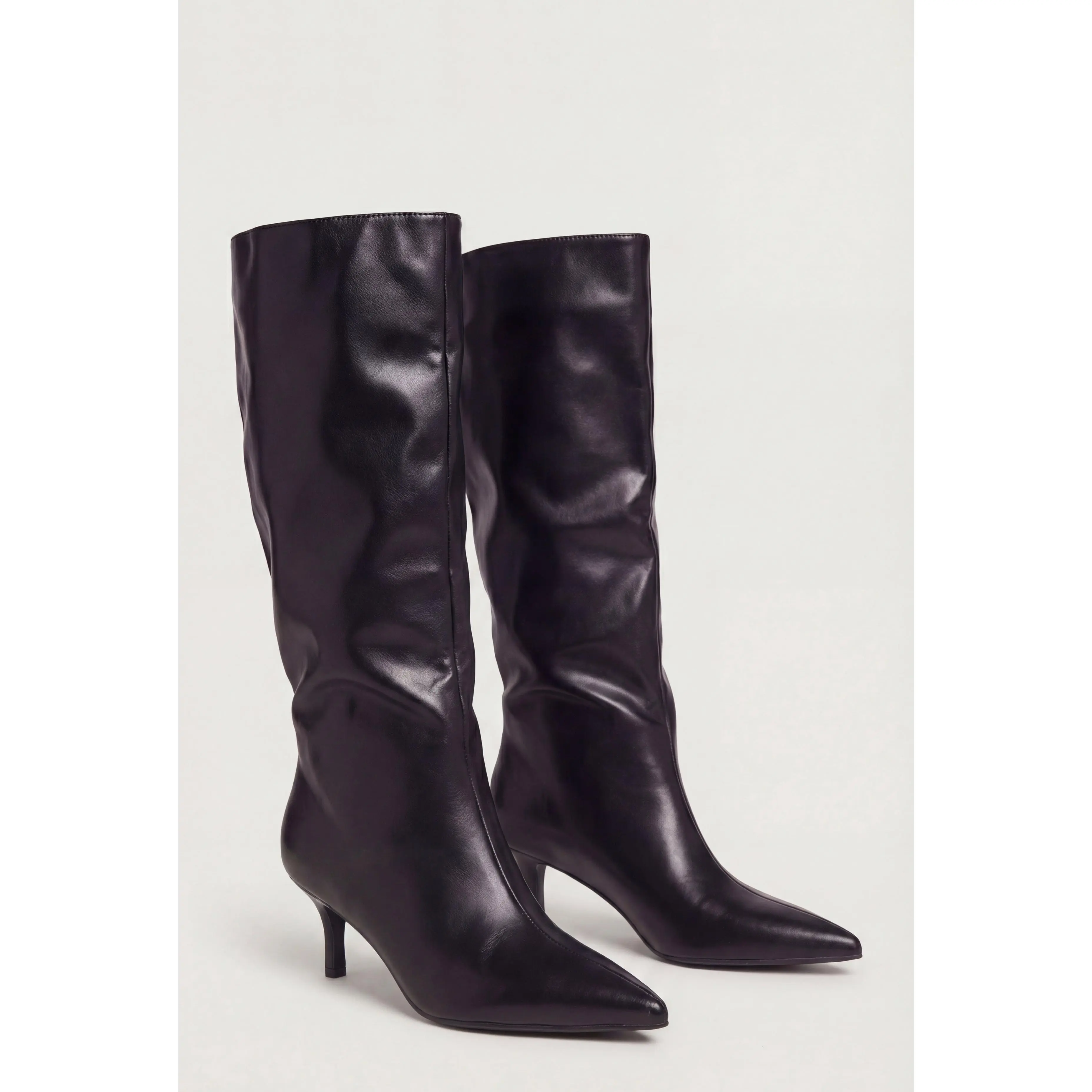 Slouchy Pointed Toe Kitten Heel Boots