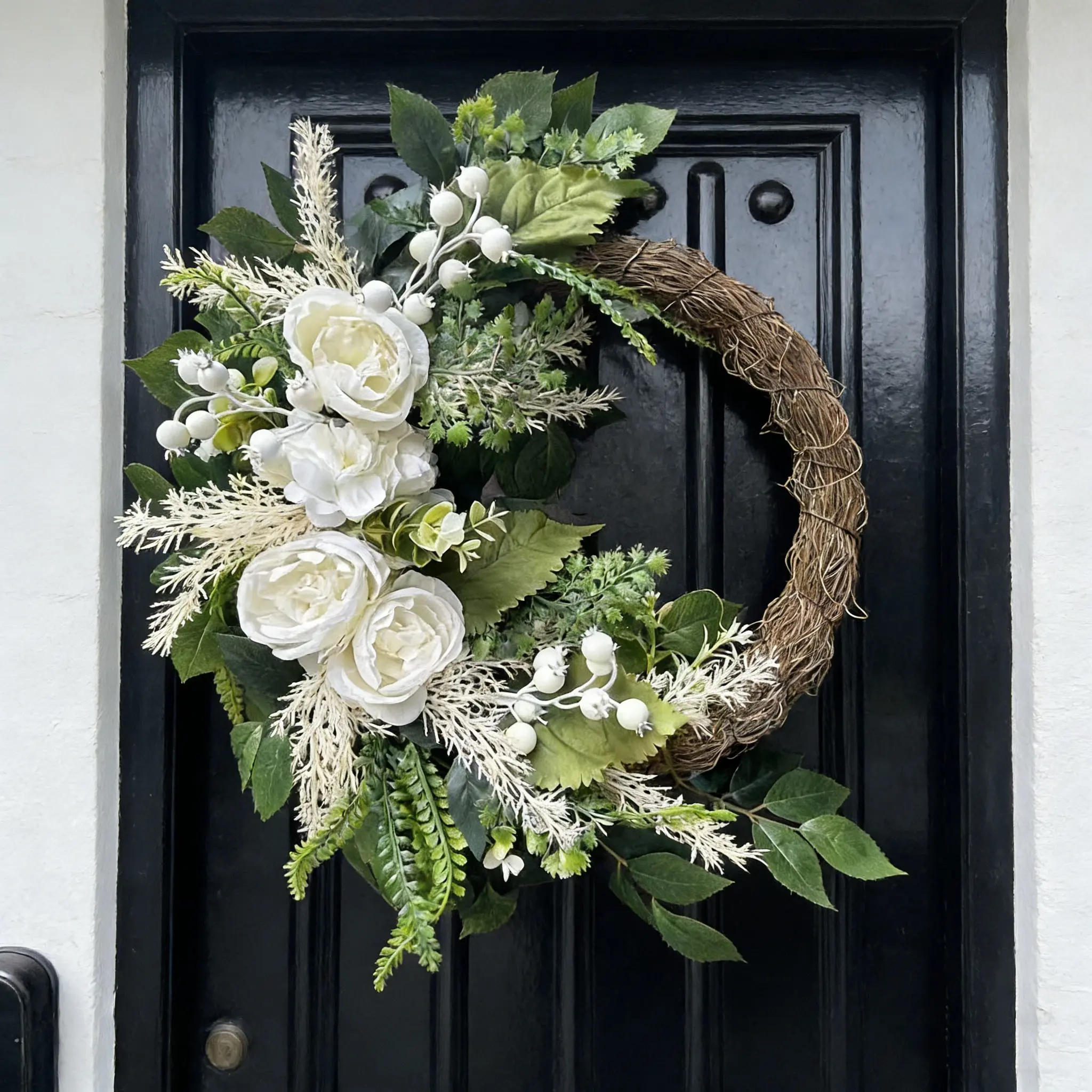 Neutral Floral Wreath with Berries and Greenery, Rustic Farmhouse Branch Wreath, Country Style Wreath, Artificial Flower Wreath, Decorative Wreath, All-Season Decor, Ideal for Front Door, Weddings, Home Walls