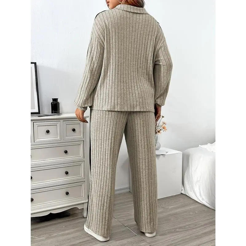 Elegant Polyester Pantsuit Women - Lapel Collar Zipper Top and Wide-Leg Pants Set, Color Block Design, Fall/Winter Collection Womenswear Clothes