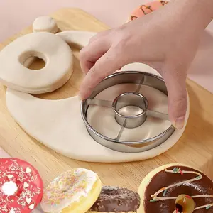 Stainless Steel Donut Cutter, Doughnut Pastry Cutter, Doughnut Desserts Bread Cutter Maker, Cake Decorating Tool, Kitchen Baking Supplies, Baking Utensils Supplies