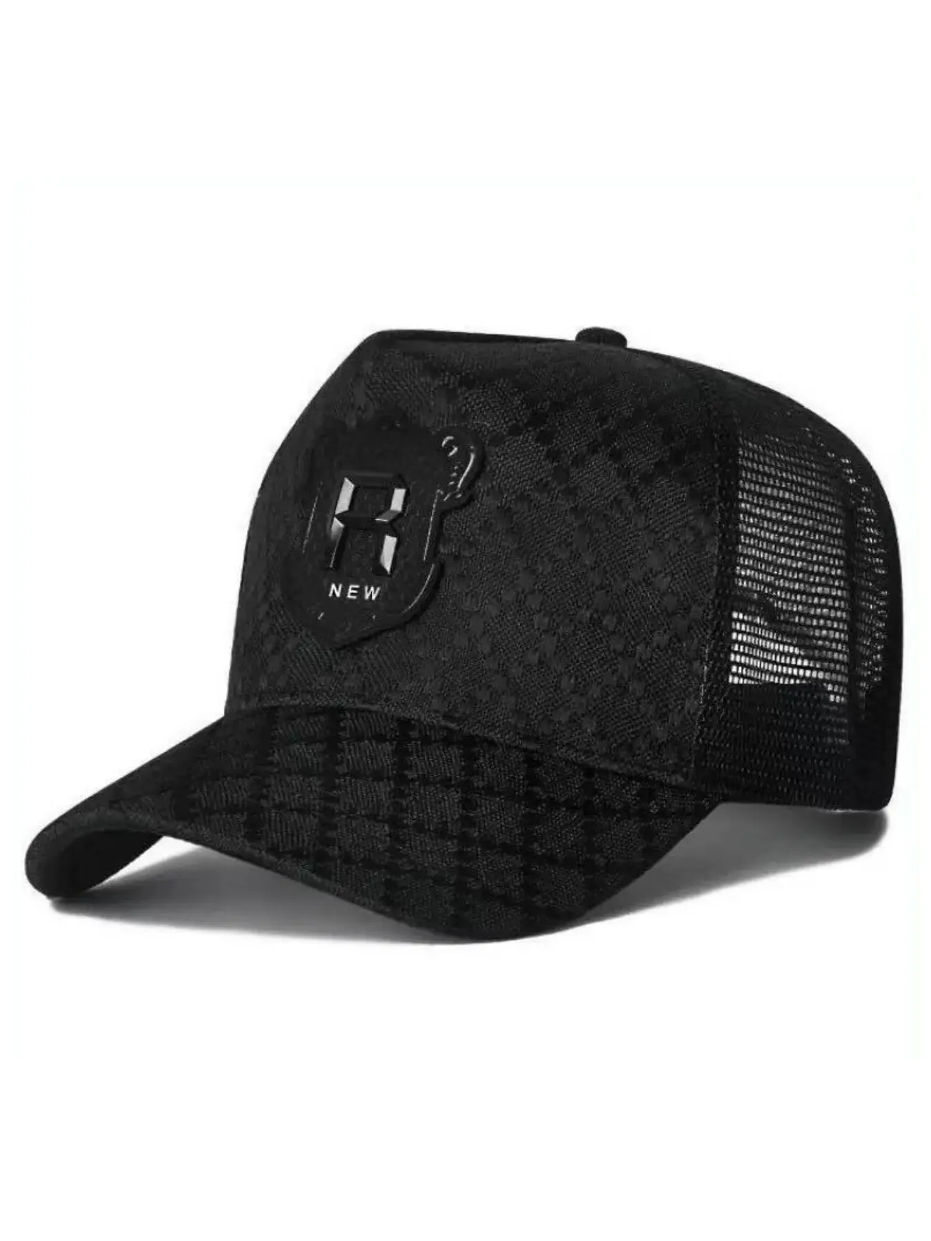 Unisex round label baseball cap with embossed emblem, spring and summer sun shading mesh truck driver cap, casual outdoor sun protection cap duckbill cap, Y2K style, casual hat, fashionable and versatile