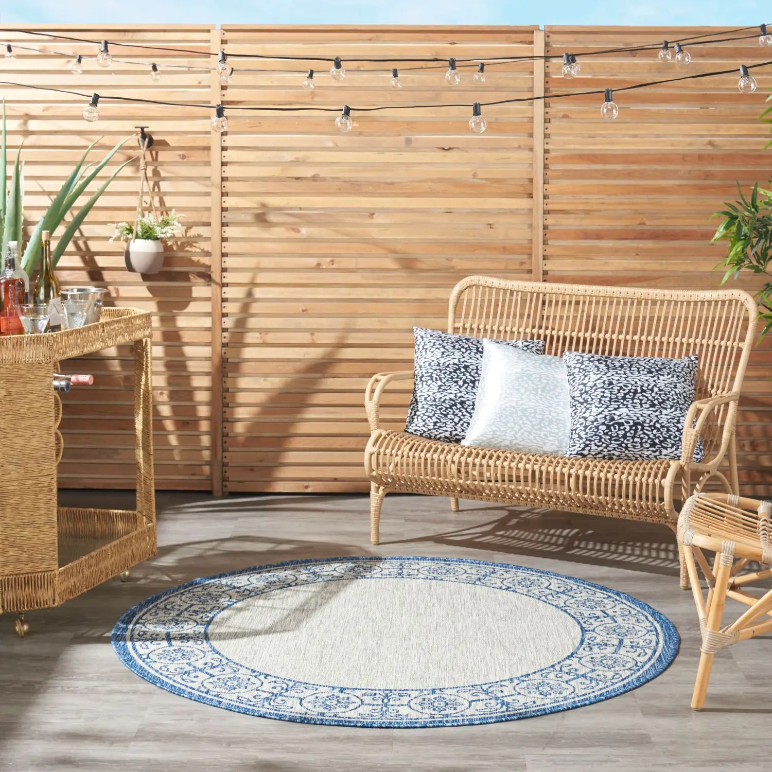 Nourison Garden Party Bordered Round Area Rug - Flatwoven Fiber, Neutral Palette, Easy Rinsing, Indoor/Outdoor Use, Ideal for Outdoor Decor, Balcony Area Rugs, Circle Area Rugs