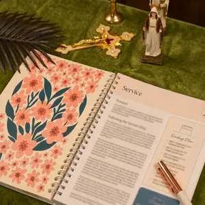Bible Study Journal — 52-Week Devotions, Daily Prayer Planner & Weekly Reflections, Spiral Notebook with Meaningful Scriptures & Personal Insights, Christian Gift