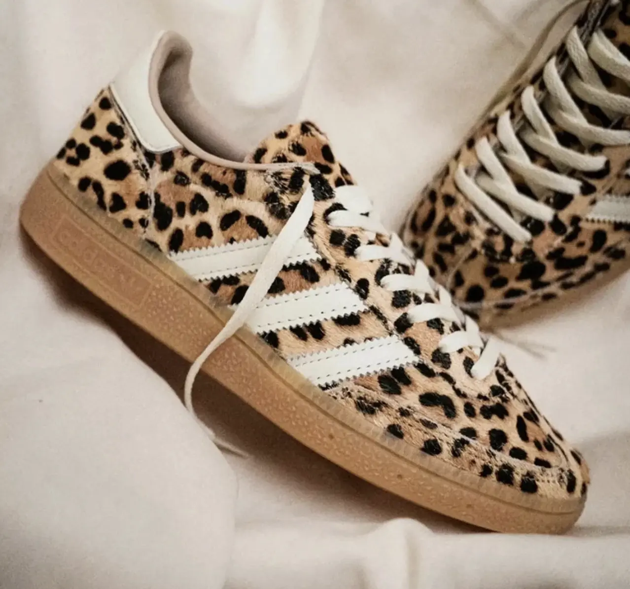 Adidas Handball Spezial Leopard Print Womens Shoe with Distinctive Blue and Interchangeable Brown Laces