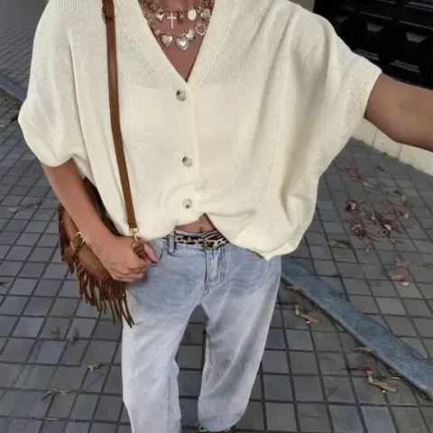 Sweet Dreams. Lady's Oversized Knitting Batwing SleeveCardigan, V-Neck Button-Front Basic Women's Tops,Casual Bohemian Summer Outfits Knitwear