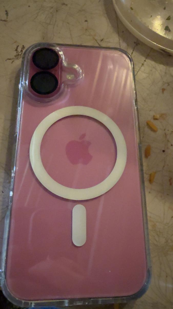 Item: Clear, iPhone 16
