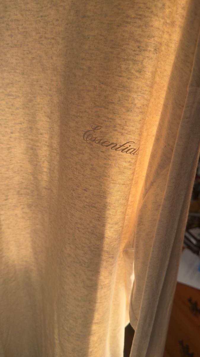 Item: HEATHER OATMEAL, MED SIZE