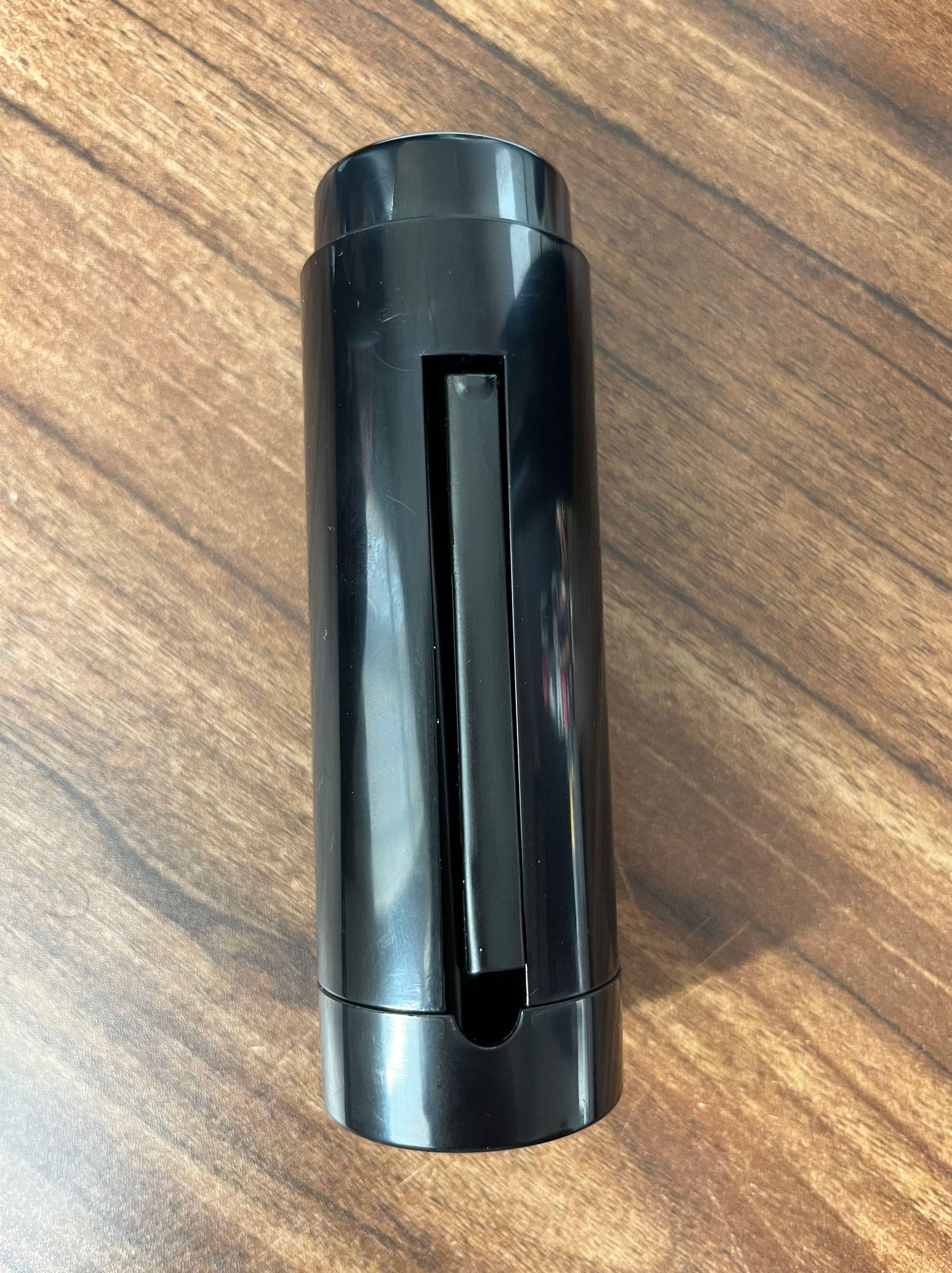 [FaddishDeal】 Portable Stick pop-up box. Easy to store and ready to use at any time. Perfect for storing 'stick' items. The brand- new pop-up design is stylish and fun, making it convenient to carry. Enjoy the fun of using it anytime, anywhere