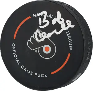 Bobby Clarke Philadelphia Flyers Autographed Official Game Puck - Fanatics Authentic Certified
