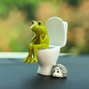 1pc Funny frog sitting on the toilet car dashboard ornament, Car Interior Decoration Accessories, office desktop decoration, Car Interior Accessory