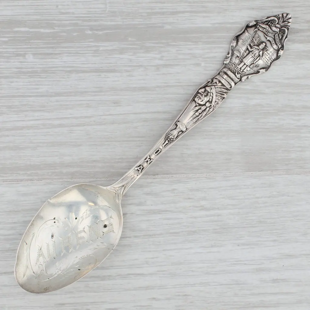 Laurens Iowa Souvenir Spoon Sterling Silver Vintage Figural 5 3/4"