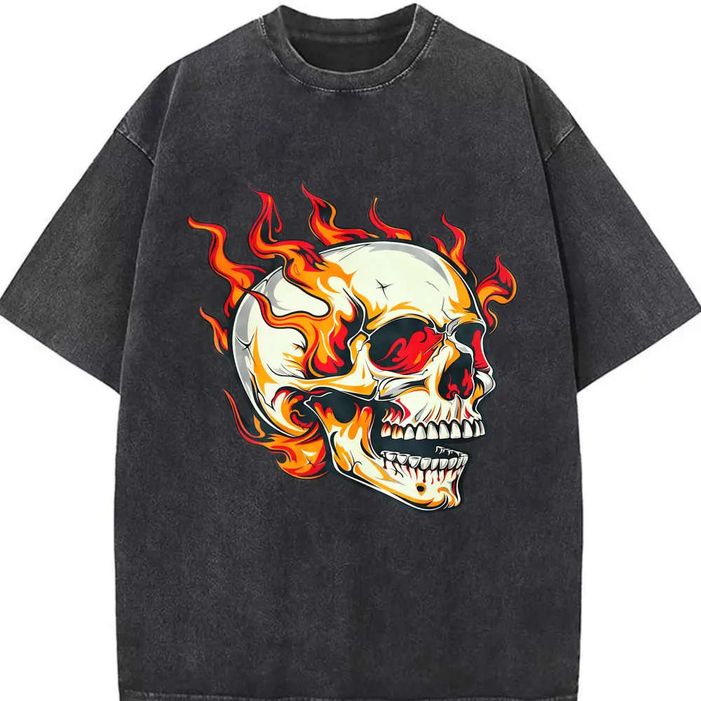 Mens Distressed Look Washed Cotton Oversized T-Shirt - Old School Traditional Tattoo Side Profile Skull, Bright Orange-Red Flames, Dark Punk Biker Streetwear - Casual Menswear Tops Clothes for Tattoo Dark Art Enthusiasts, Graphic, Fiery Burning Skull, Sho