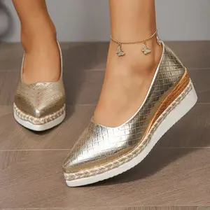 1 Pair Lightweight Vintage Style Women's Wedge Flats, Solid Color Slip-On Pointed Toe Shoes, Faux Upper, Man-Made Materials, All-Season Comfort