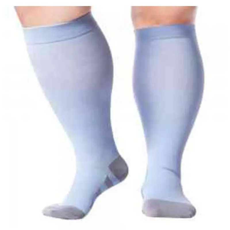 Striped blue bag refers to fat socks