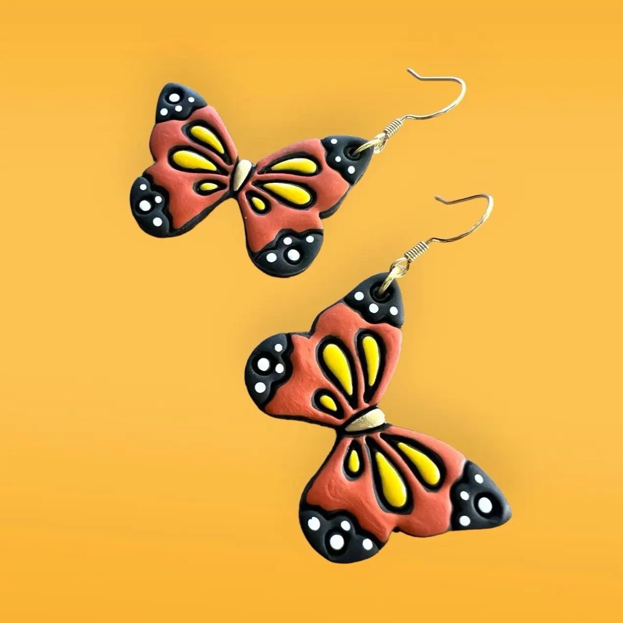Mariposa Dangles Mariposa Dangles