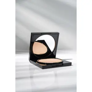 Translucent Pressed Powder