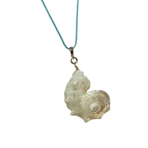 Natural Shell Pendant Necklace Portable Beach Jewelry for Women
