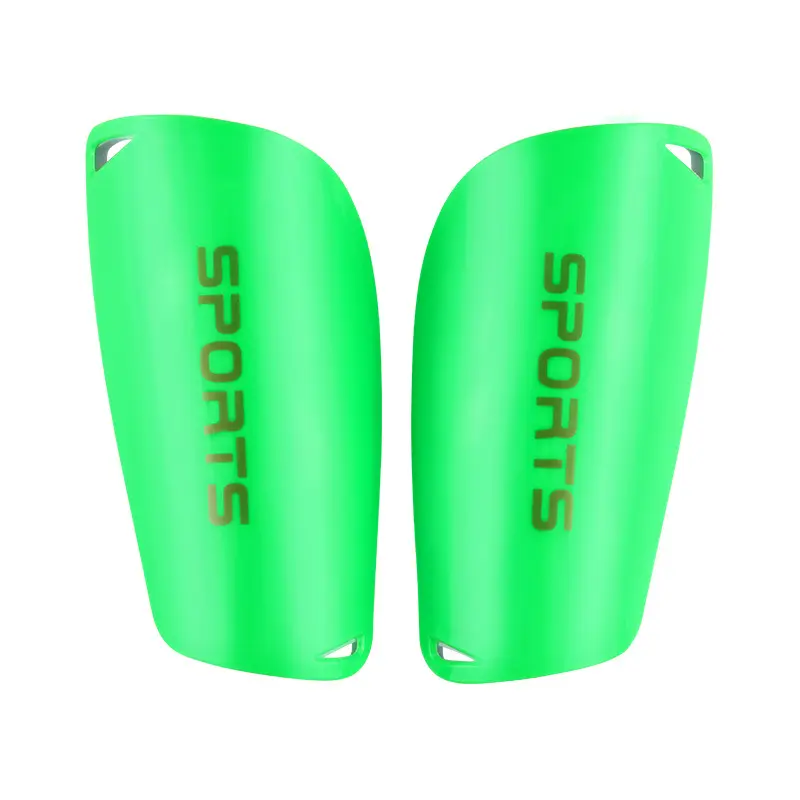 Adult football shin guards, made of PP material, are protective, impact-resistant, with a 5mm thick insert design, football equipment Adult football shin guards, made of PP material, are protective, impact-resistant, with a 5mm thick insert design, football equipment