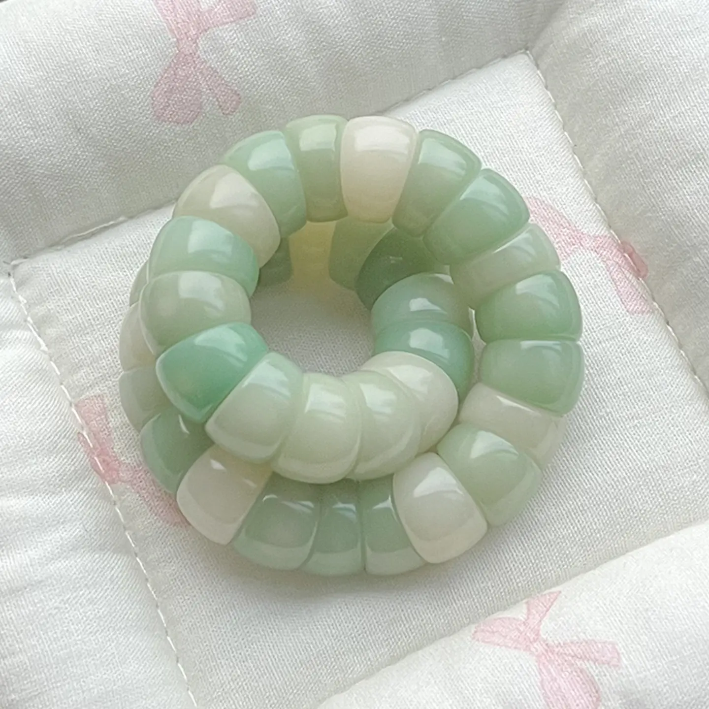 Warm spring intestine