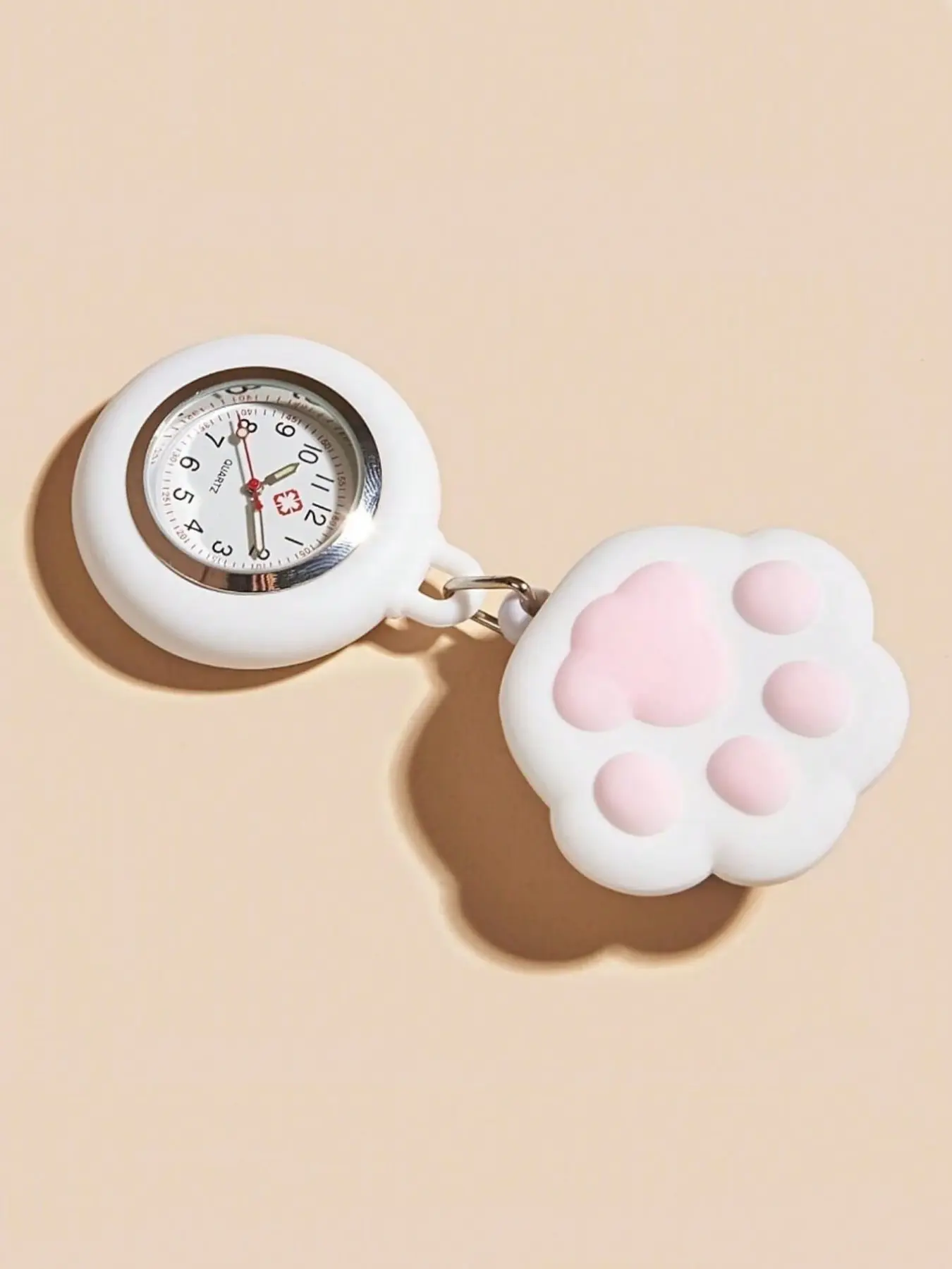 Cat Paw Design Nurse Watch, Fashionable Clip-on Digital Pocket Watch, Ideal Accessory for Healthcare Workers and Medical Professionals