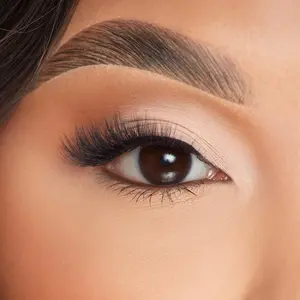 P.Louise Cat Eye Lashes - First Sight