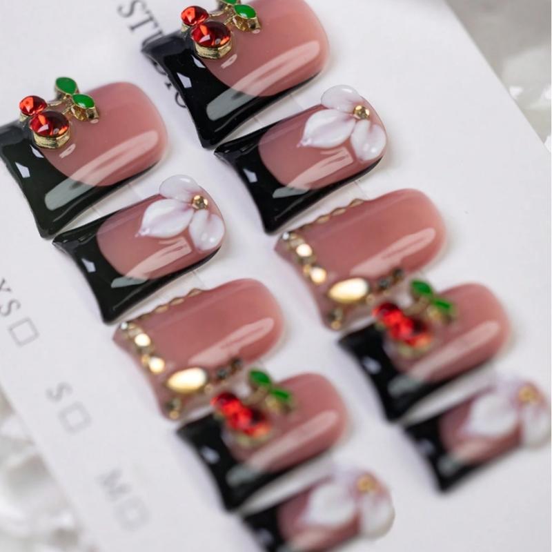 10pcs Y2K Black And Red Short Duckbill Press On Nails, Acrylic Press Nail, Three-Dimensional Flower Handmade Fake Nails, 3D White Flower Design, Shiny Cherry Decoration, Rhinestone Embellishment, Elegant And High-End Nail Art, Suitable For Daily