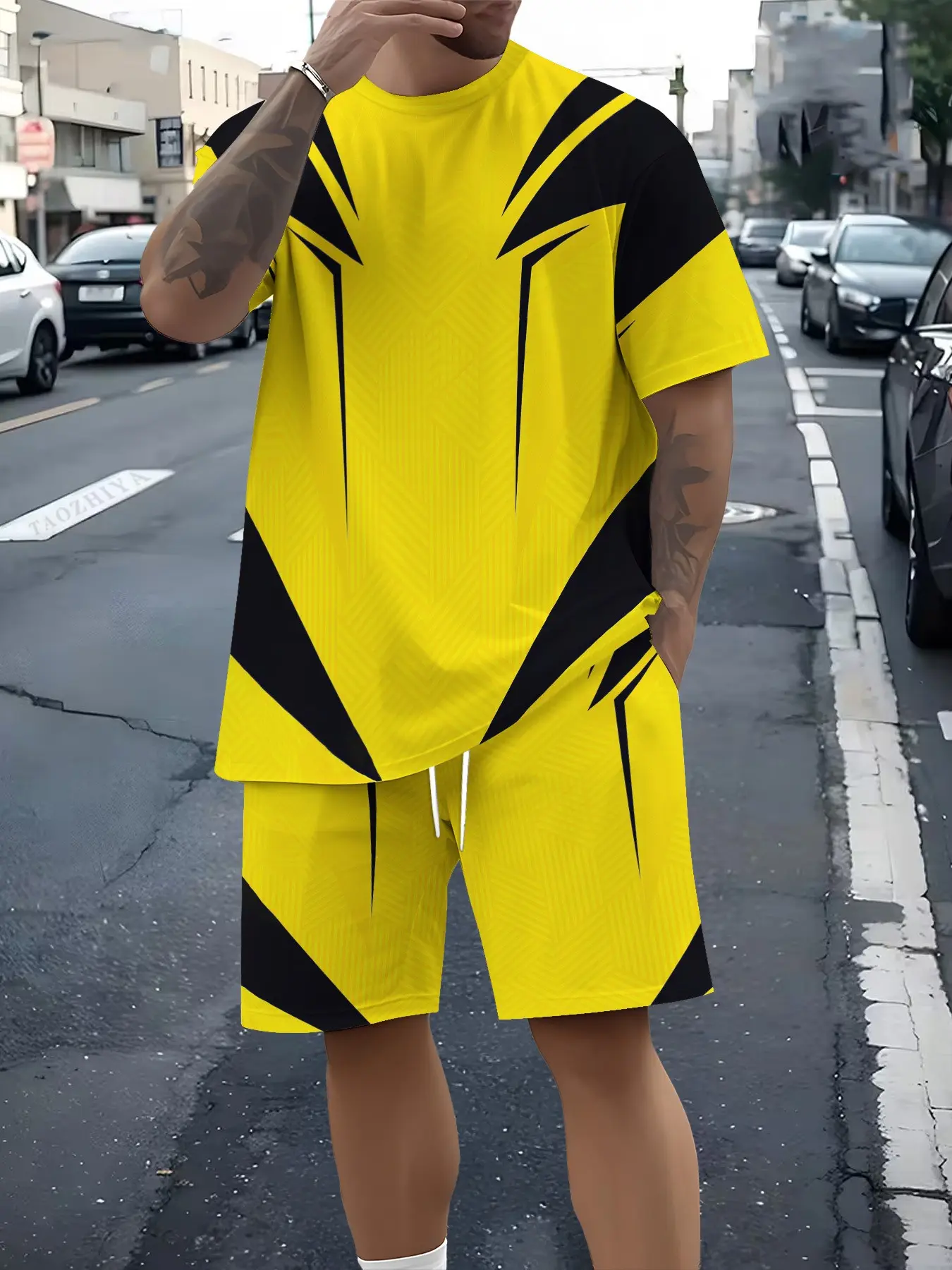 New European and American style men's fashionable casual 3D full-print short-sleeved T-shirt and shorts set, trendy and versatile men's summer set.