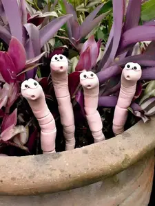1pc Cute Plant Humidity Monitor with Small Earthworm Design, Adorable Garden Decoration, Perfect for Indoor Plants Care