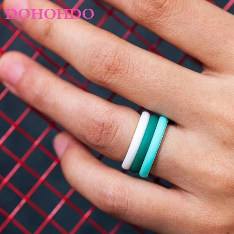 2.7mm Hypoallergenic Crossfit Flexible Sports Silicone Rings Food Grade FDA Silicone Finger Ring For Women 4-10size