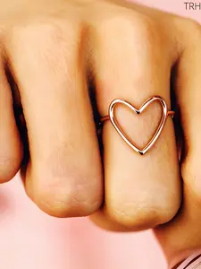 Open Heart Ring, Minimalist Copper Statement Ring, Trendy Hollow Heart Jewelry for Women Girls, Stackable Dainty Ring in Silver Gold Rose Gold, Everyday & Birthday Gift Accessory