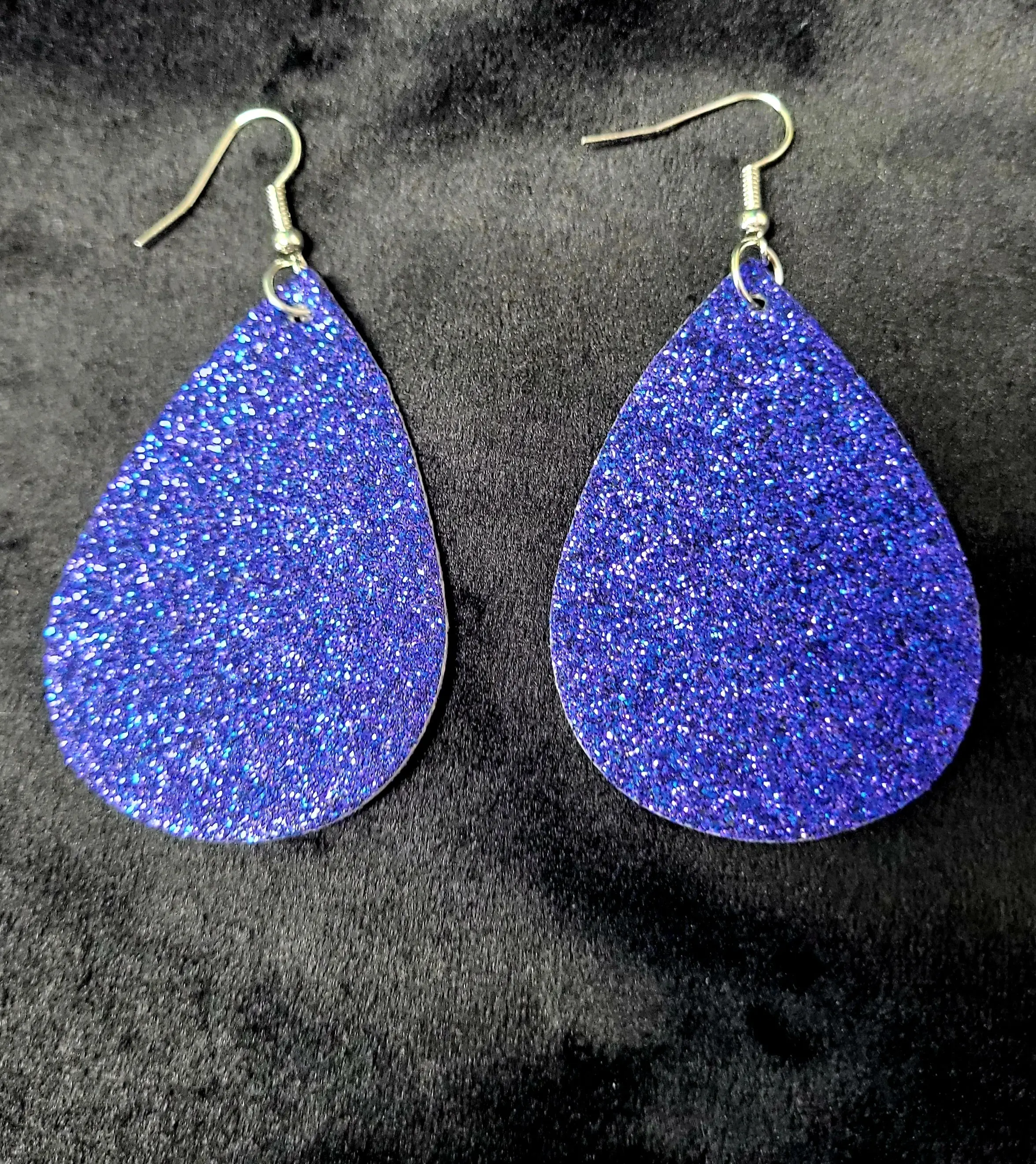 LIGHTWEIGHT SOLID ROYAL BLUE GLITTER EARRINGS
