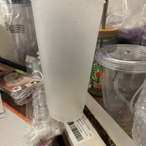 22 oz glitter cup