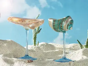 Natural Conch Shell Wine Glass,Beach Wedding Bridesmaid Gifts,Custom Shell Martini Glasses,Goblet Cocktail Glass Cup,Custom Martini Glasses