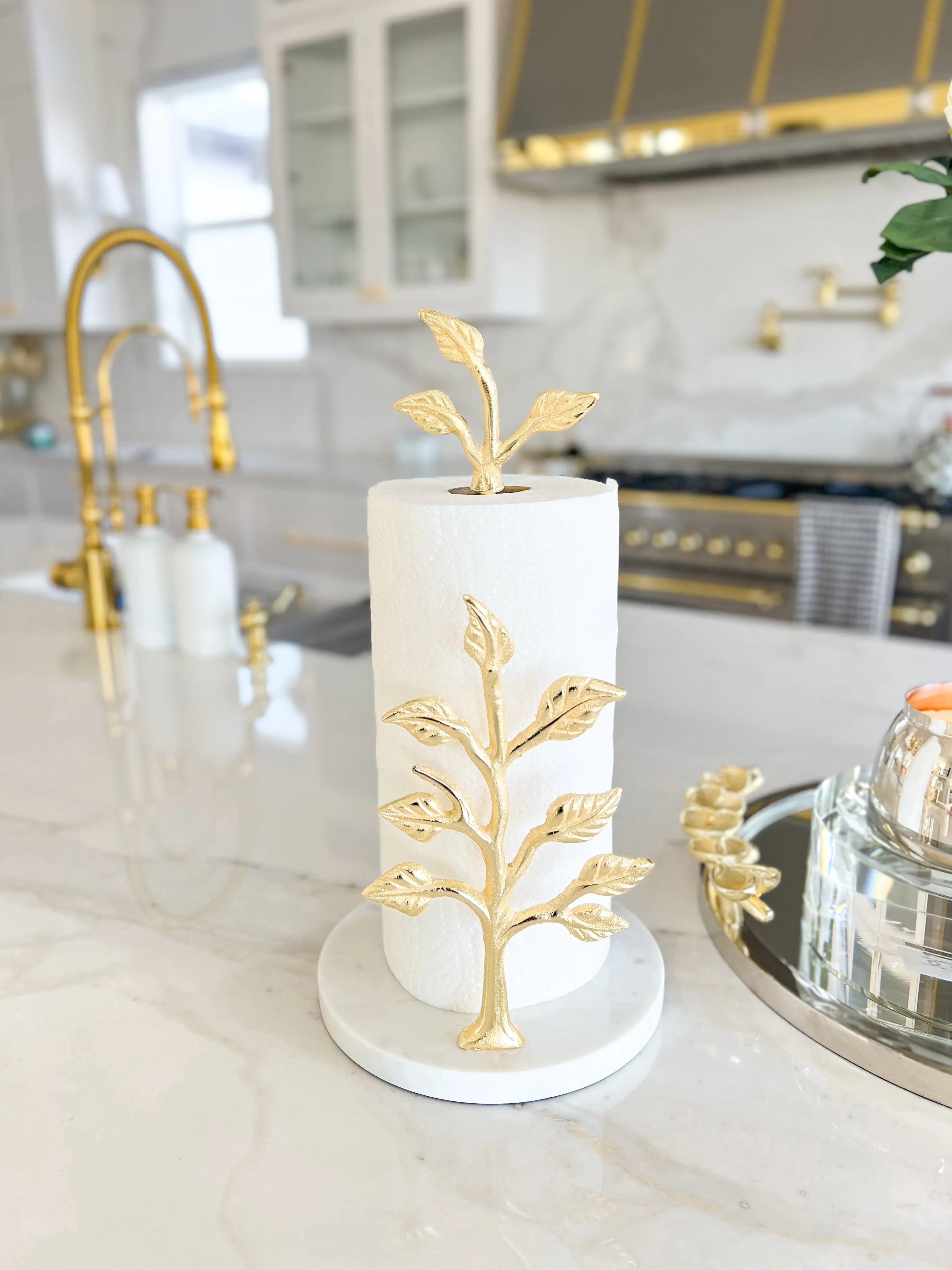 Gold Leaf Marble Paper Towel Holder