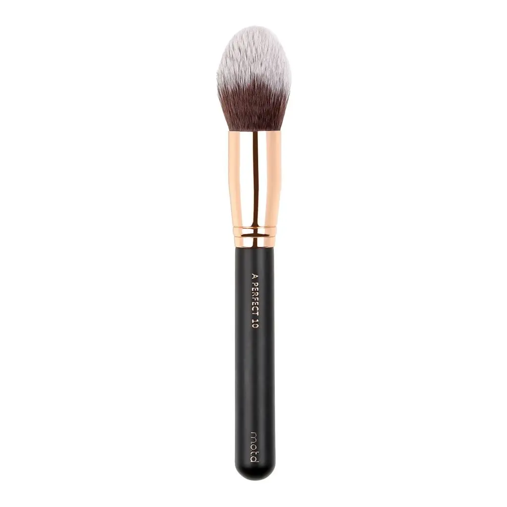 A Perfect 10 Tapered Face Powder Brush