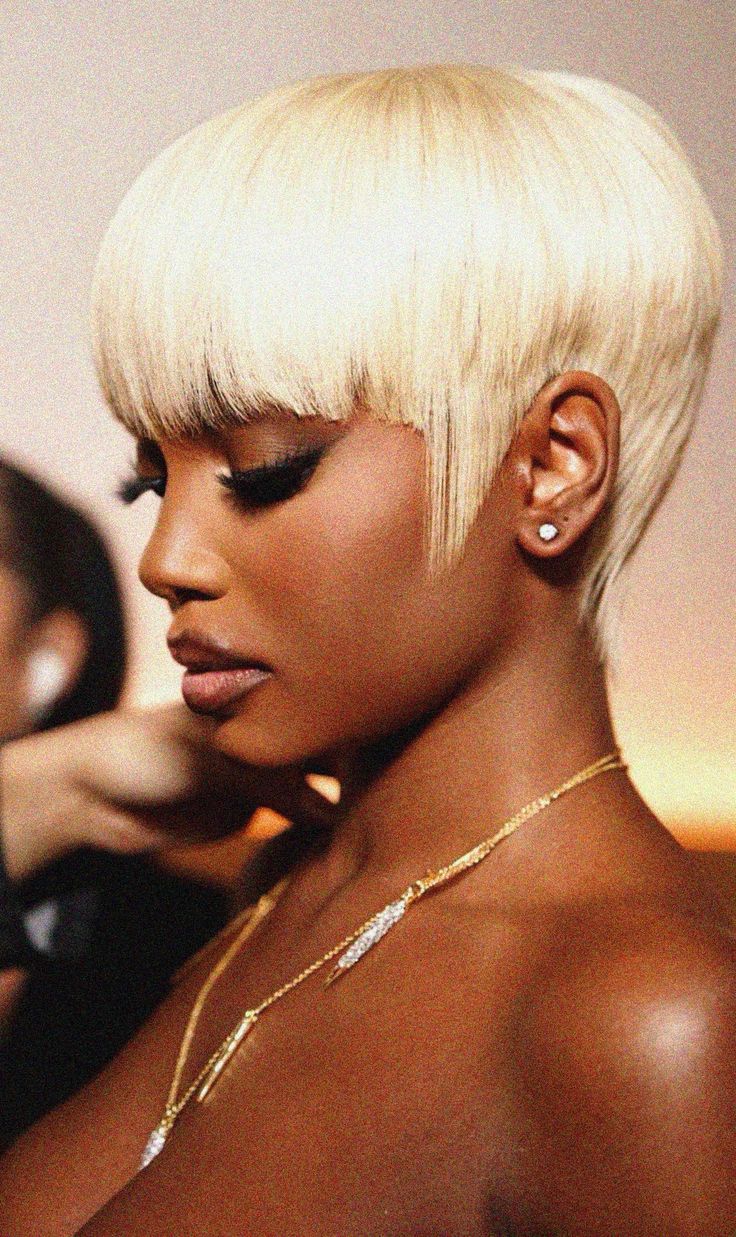 [Summervibes] AliPearl Wigs Glueless Straight Blond #613 Short Pixie Cut Wig T-part Lace Short Bob Wig with Bangs Ready to Go Pre Cut Pre Plucked For Women Human Hair