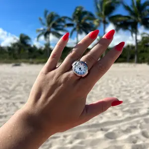 Heart-Shaped Ring Watch — Unisex Adjustable Mini Fingertip Clock | Y2K Creative