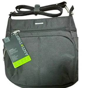 TRAVELON ANTI-THEFT SAFETY TRAVEL BAG BLACK NEW.